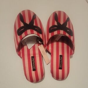 Victoria's Secret Pink and Red Striped Slipper